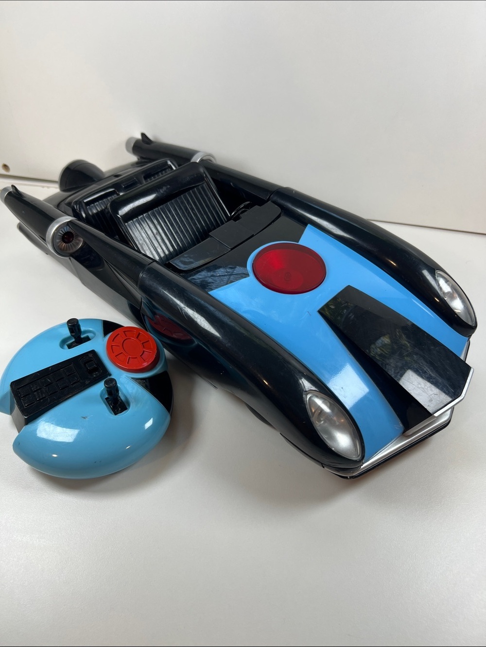Disney Pixar The Incredibles RC Car Light-Up Remote Control Vehicle Toy
